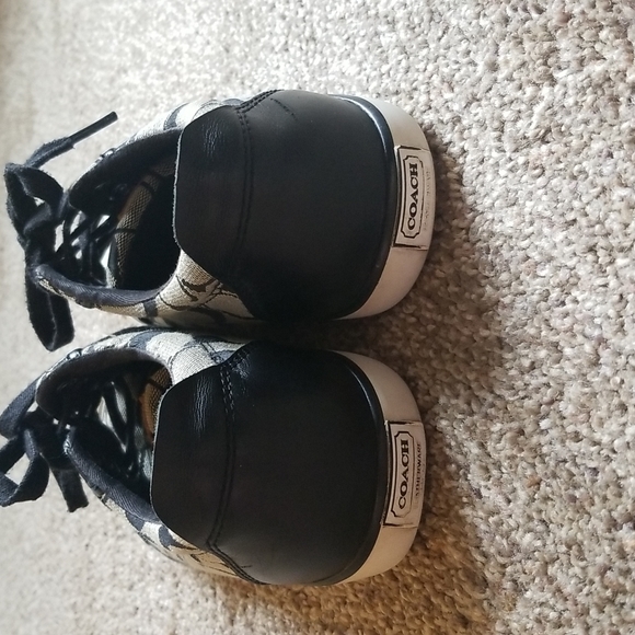 Coach Barrett Sneakers - Picture 4 of 11